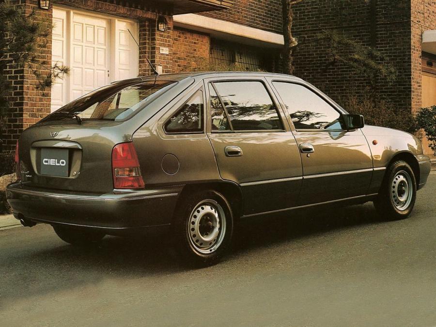  Daewoo Cielo 5-Door 1994 года  (фото 1 из 1)